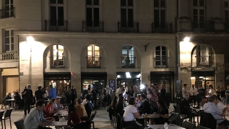 Minuit 1, les terrasses réouvrent 